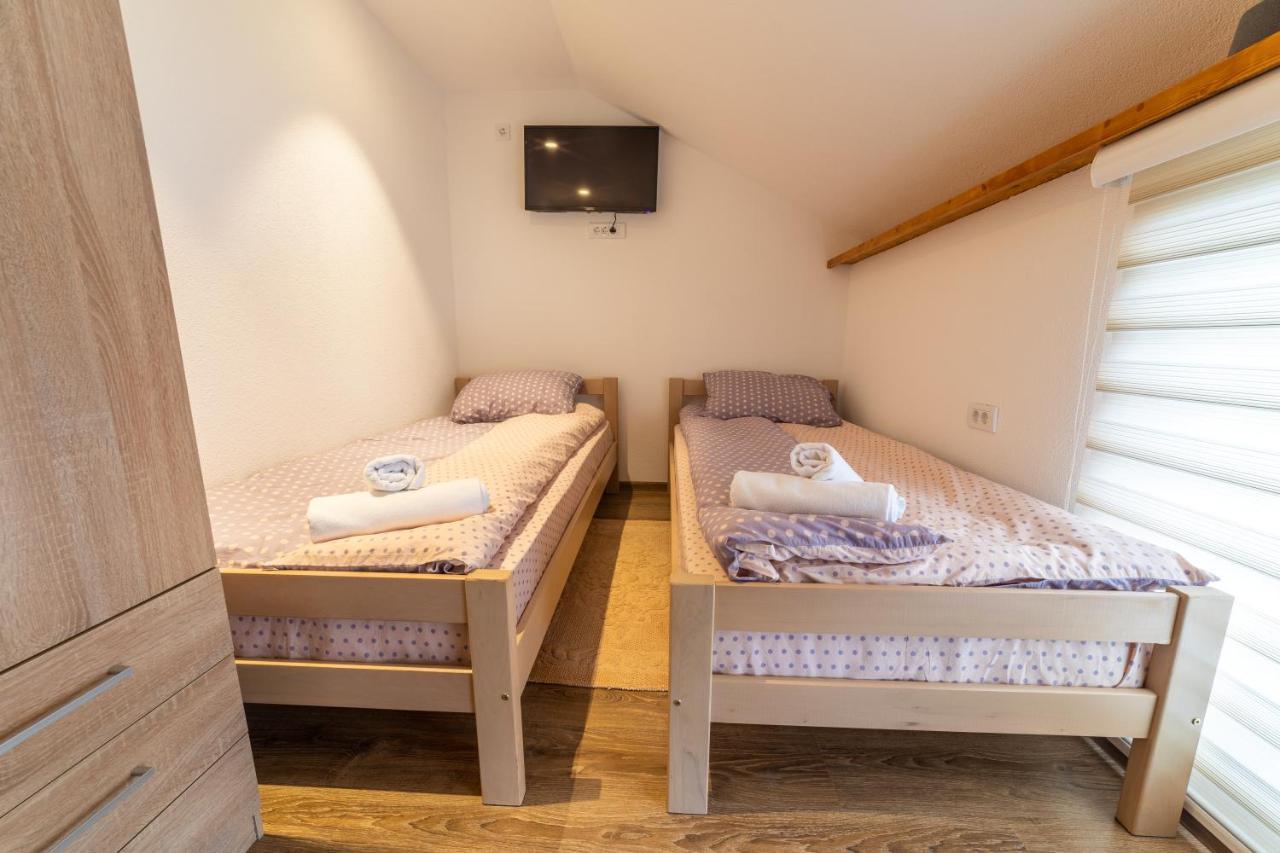 Seosko Domacinstvo Kastratovic Country house *